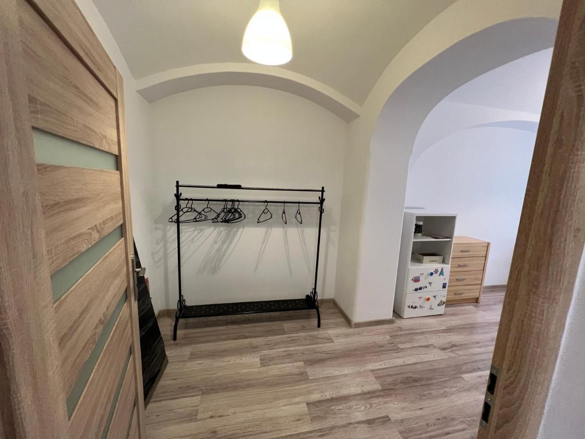 Apartament 3 Pokojowy Z Parkingiem Apartment Zabkowice Slaskie Bagian luar foto